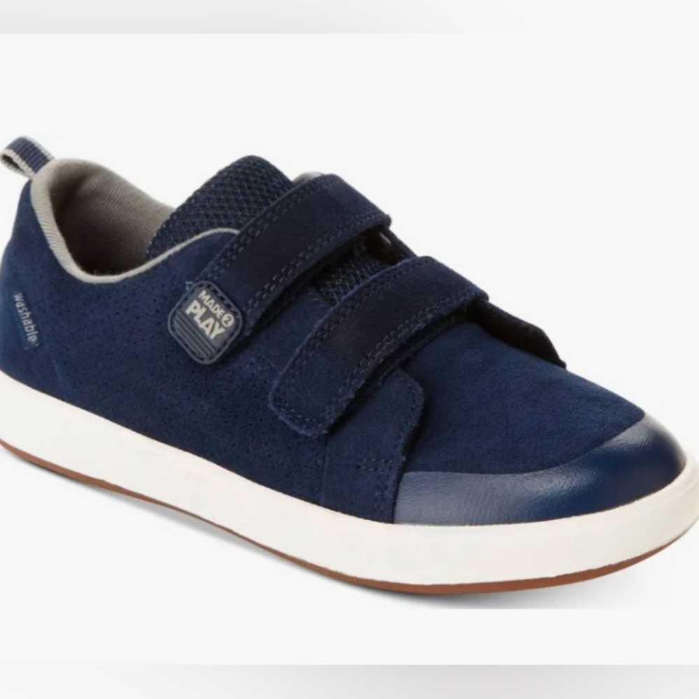 NWT Stride Rite Jude Size 4